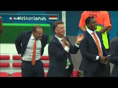 Danny Blind sees his son Daley Blind score a goal against Brasil