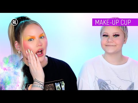 NIKKIE EN AMBER DOEN DE 15 MINUTEN CHALLENGE | Make-up Cup | NPO Zapp