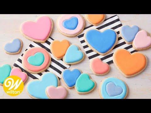 How to Make Thinned Royal Icing For Cookie Decorating | Wilton