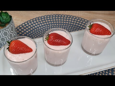 Heb je AARDBEIEN🍓 en MELK🥛 hebt maak je deze FANTASTISCHE DESSERT🍨 SIMPEL EN HEERLIJKE RECEPT😋👍